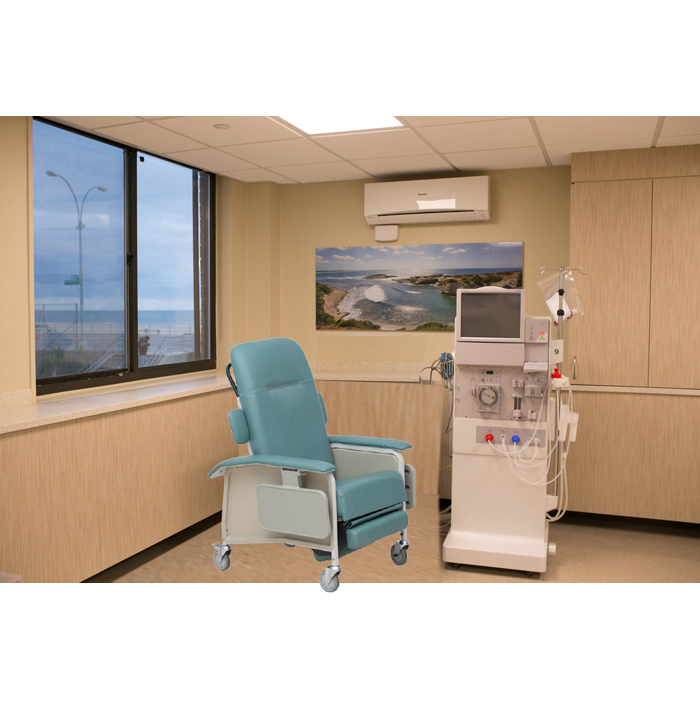 Manual hemodialysis chair with double armrests
